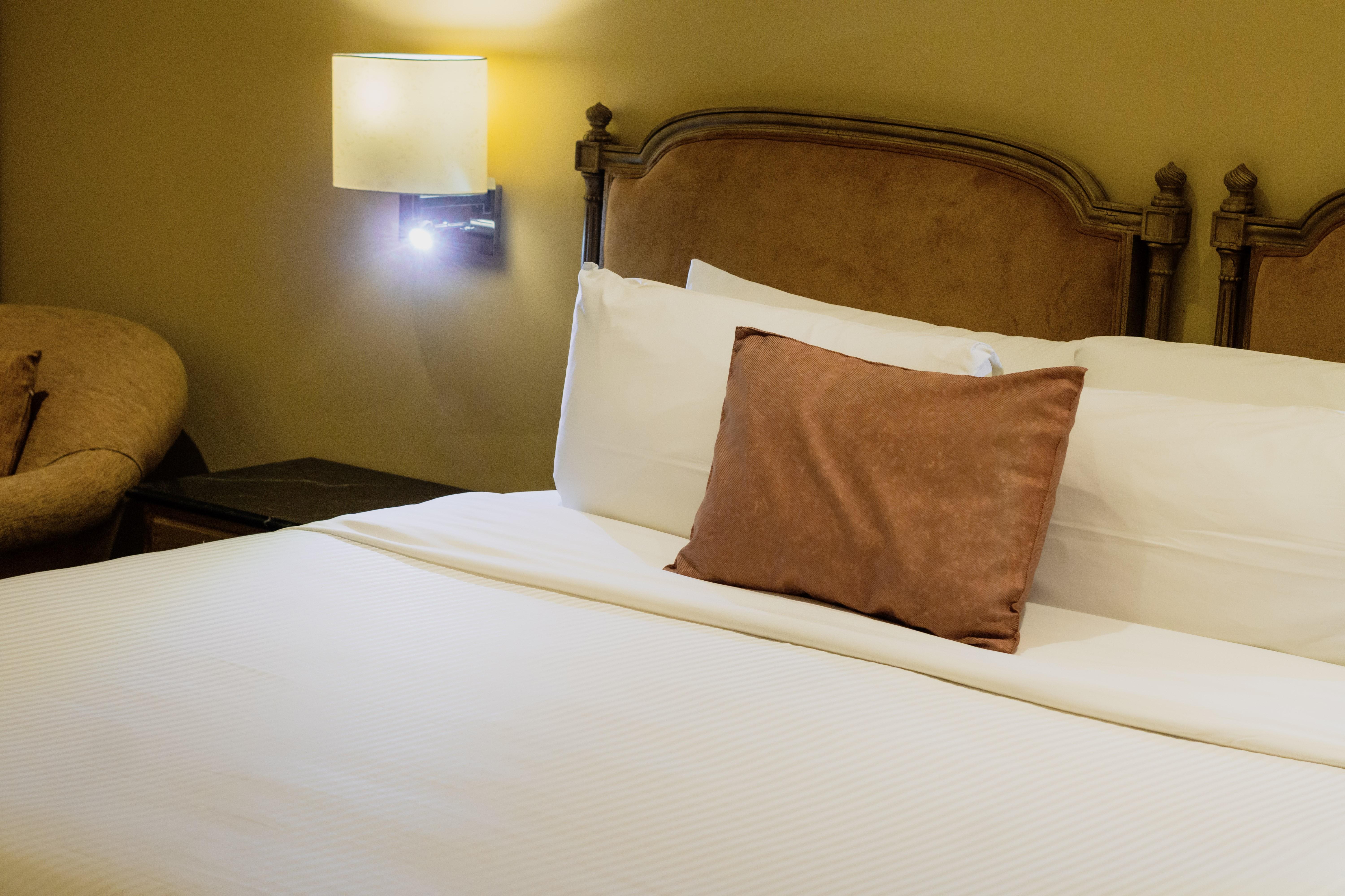 Gamma Monterrey Gran Hotel Ancira Экстерьер фото A bed